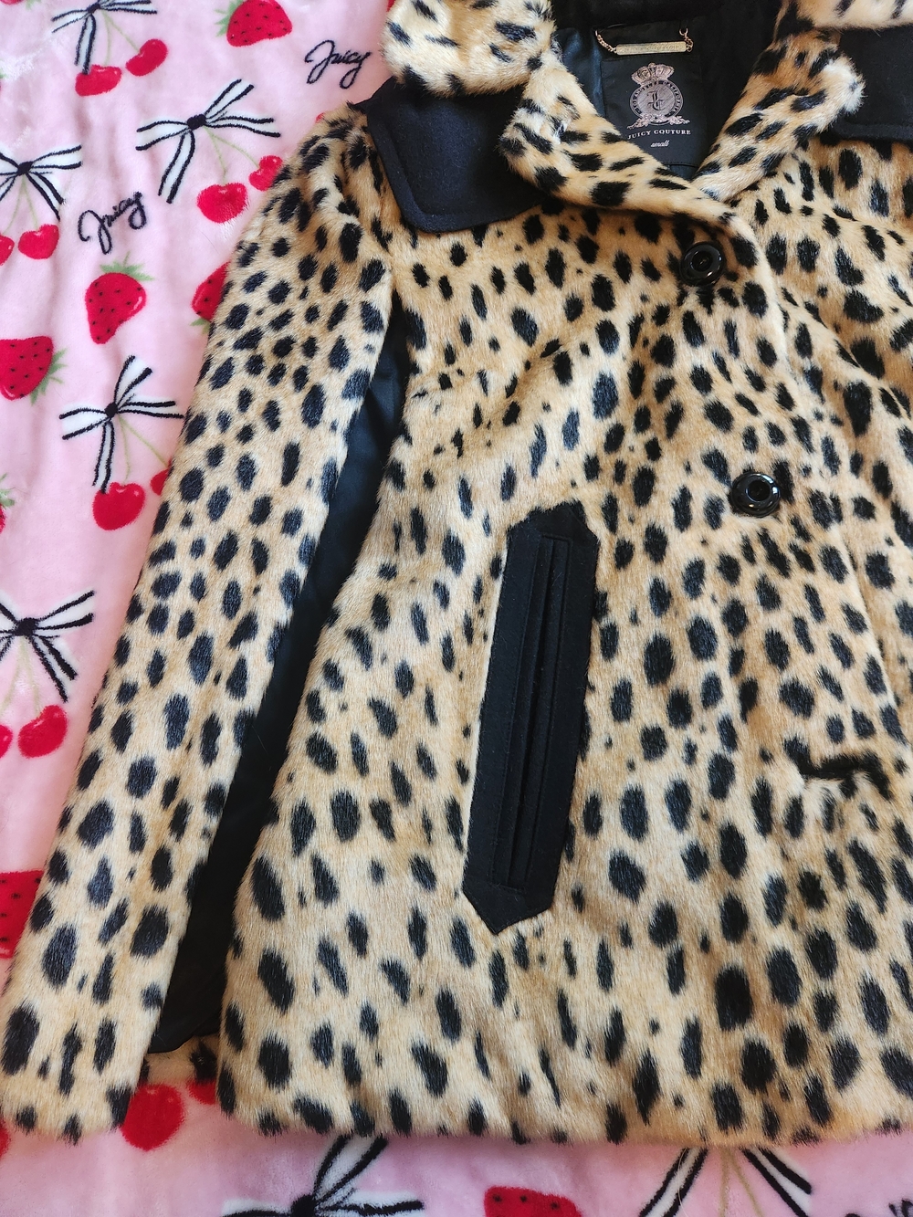 Juicy Couture Leopard Print Faux Fur Coat with Black Trim Gyaru Glam Gal - Picture 4 of 11